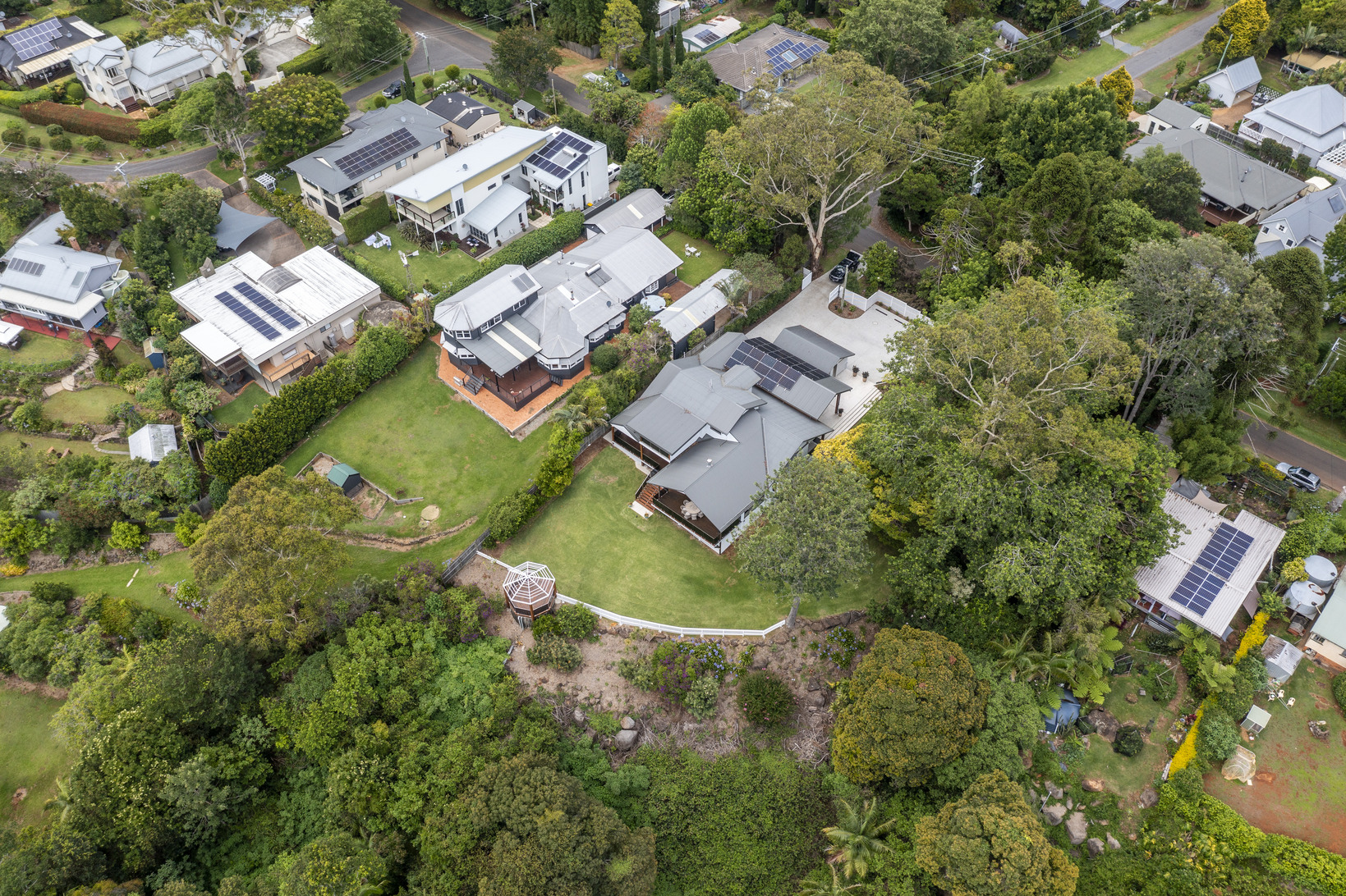 49-51 Central Ave Tamborine Mountain